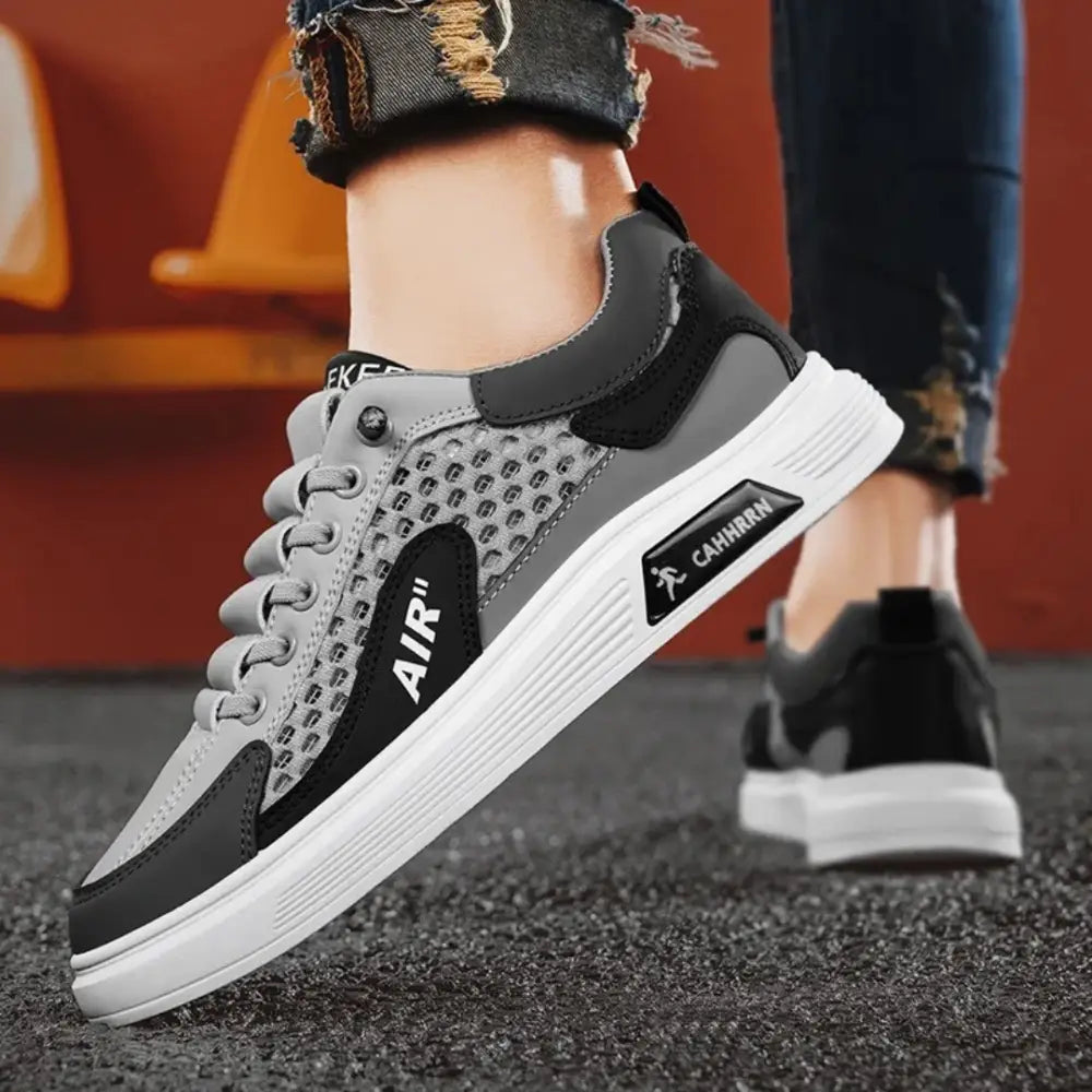 Men’s Sneakers 444