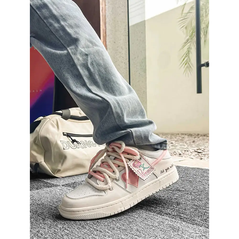 Women’s Sneakers 118