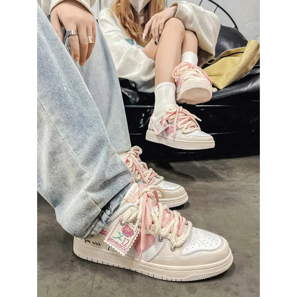 Women’s Sneakers 118