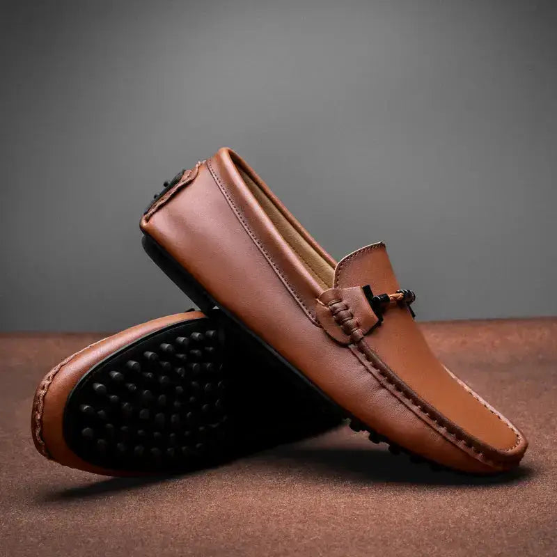Men’s Shoes 230