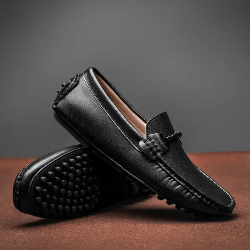 Men’s Shoes 230