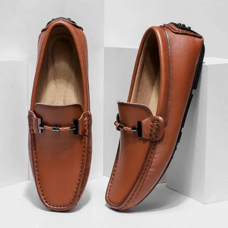 Men’s Shoes 230