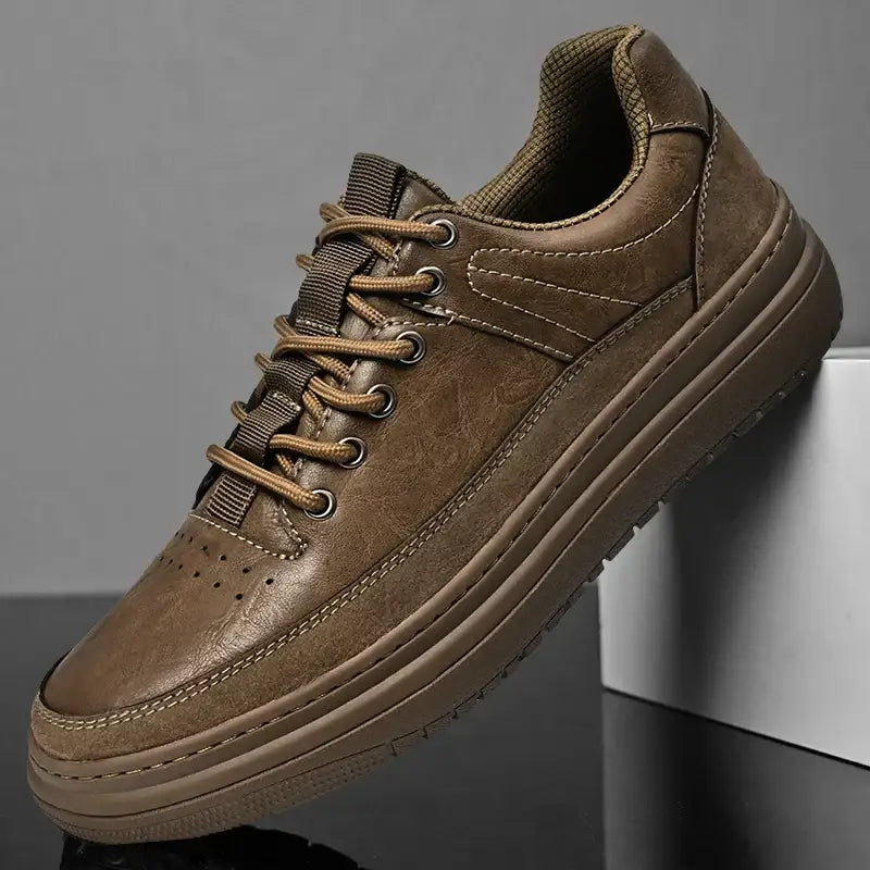 Men’s Sneakers 530