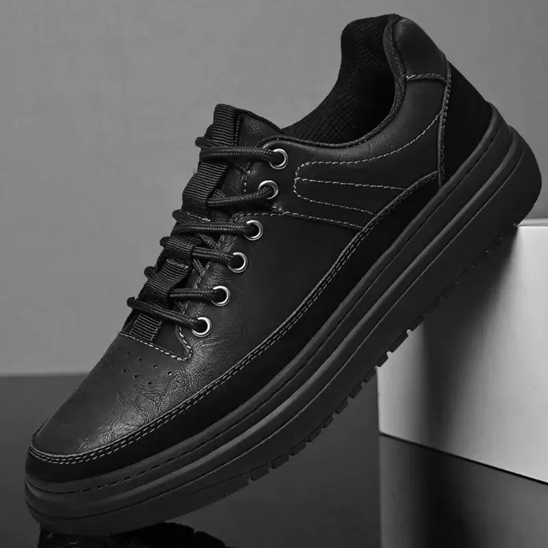 Men’s Sneakers 530