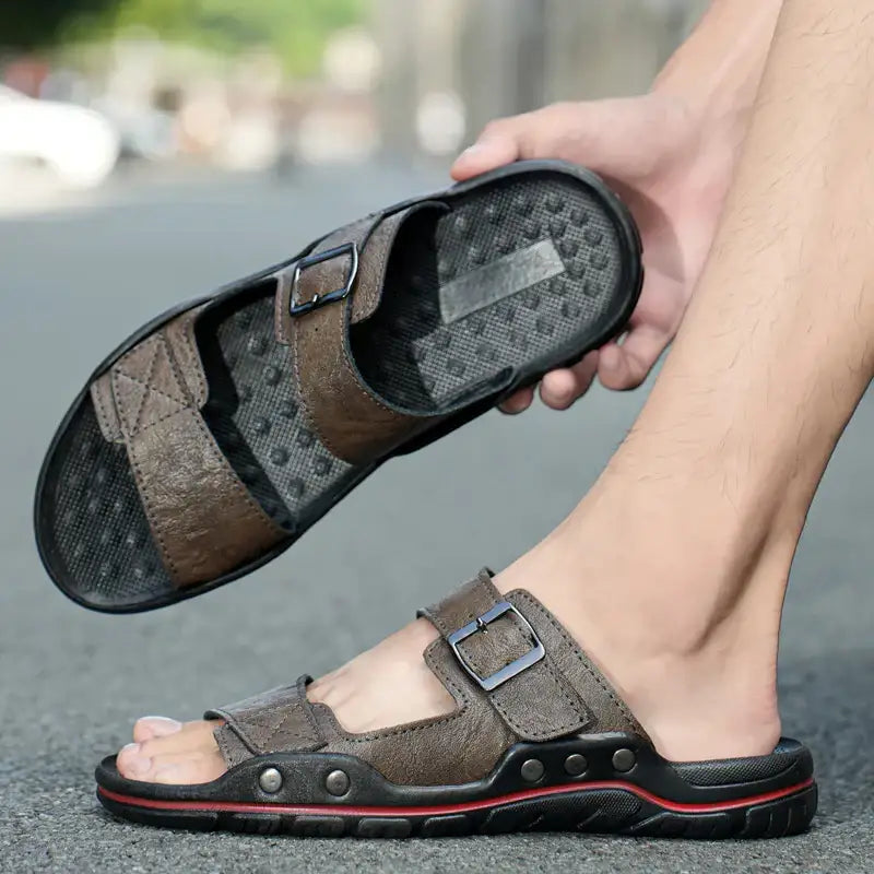 Men’s Slippers 332