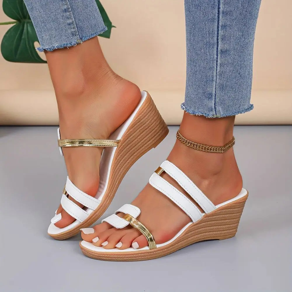 Women’s Slippers 232