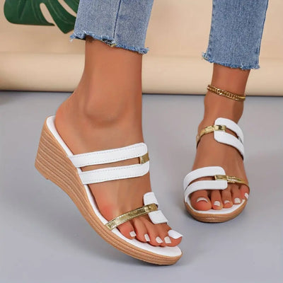 Women’s Slippers 232