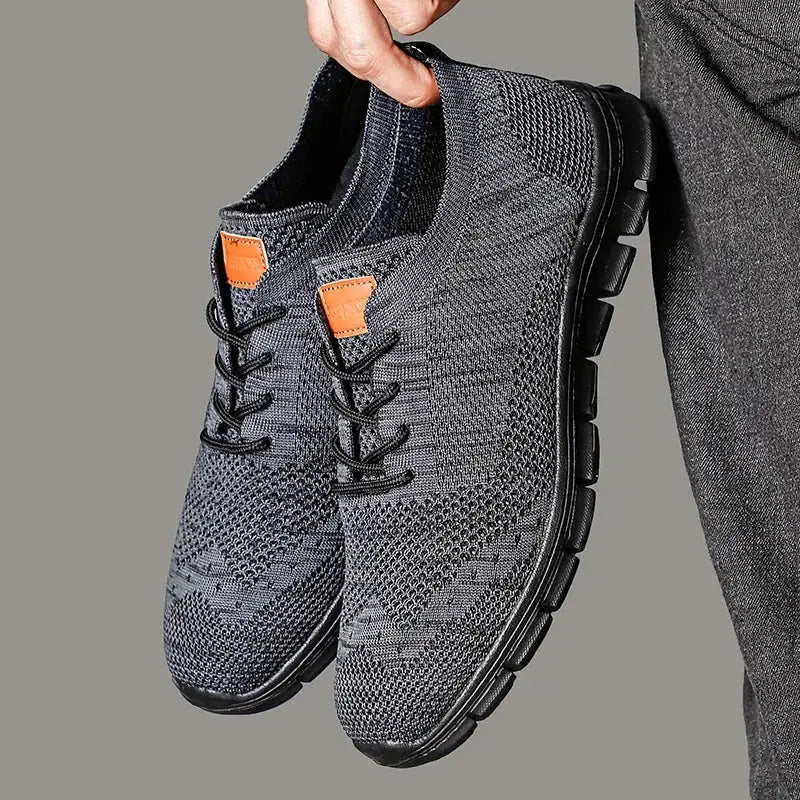 Men’s Sneakers 529
