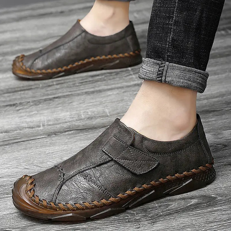 Men’s Shoes 225