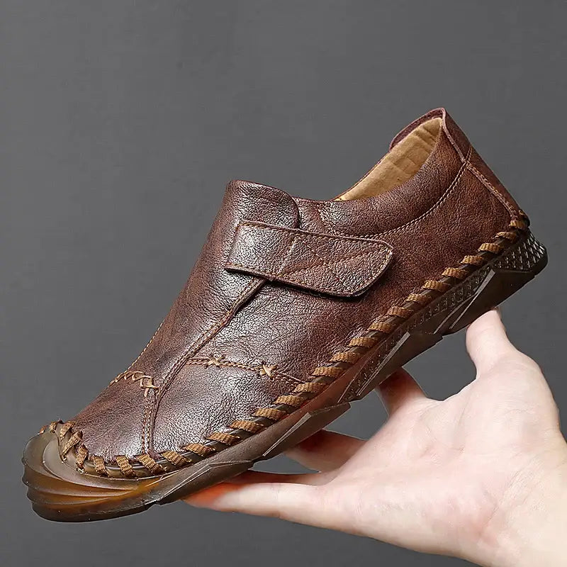 Men’s Shoes 225