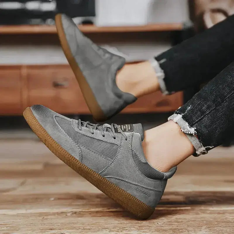 Men’s Shoes 250