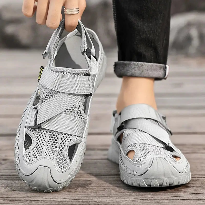 Men’s Sandals 325