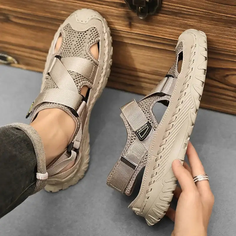 Men’s Sandals 325