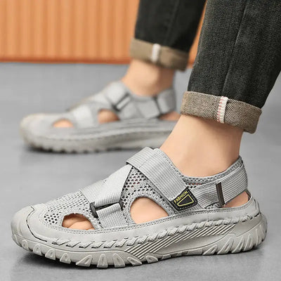 Men’s Sandals 325
