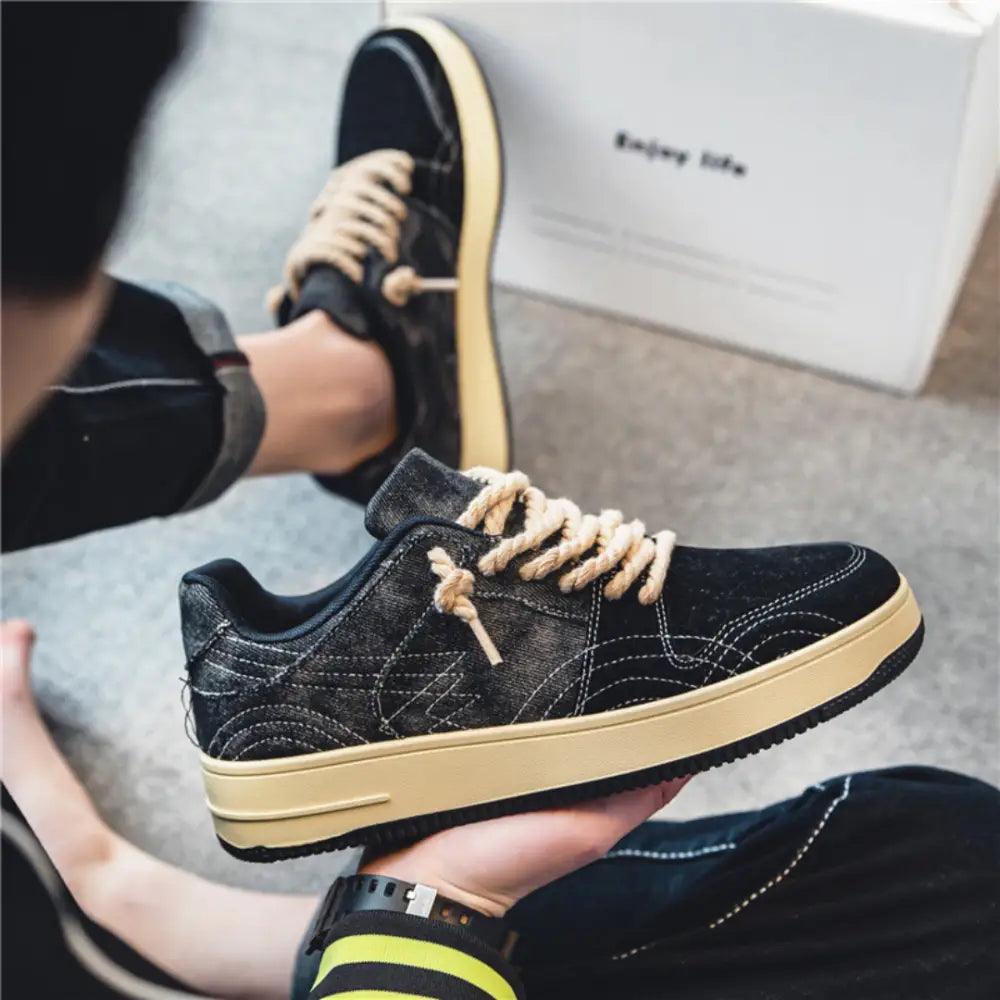Men’s Sneakers 520