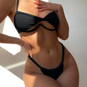  Siyah