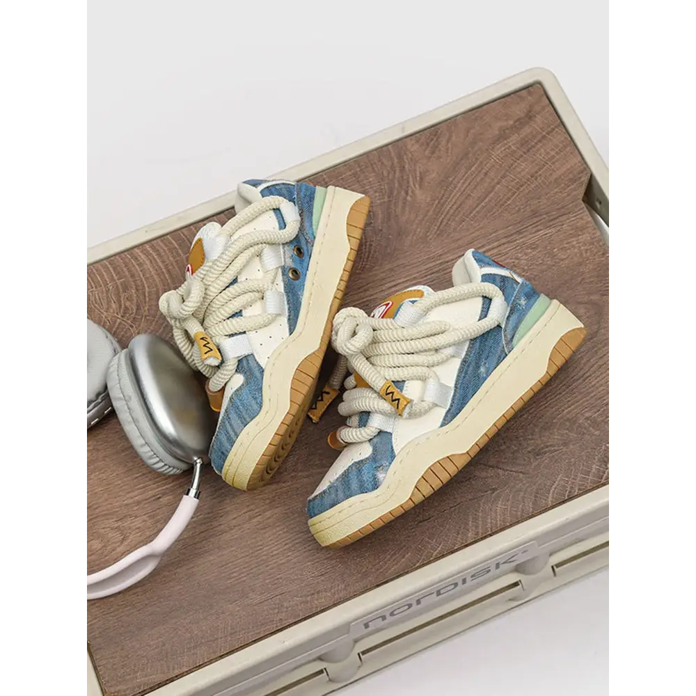 Women’s Sneakers 104