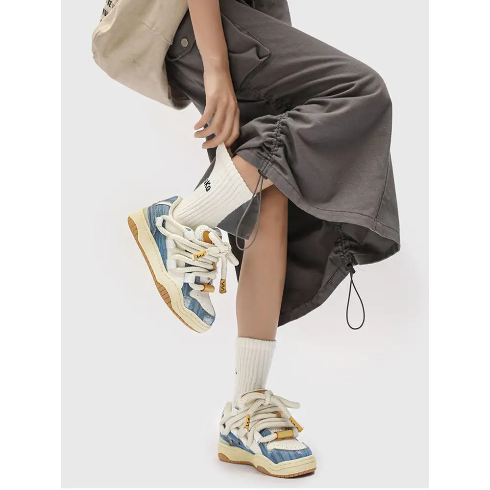 Women’s Sneakers 104