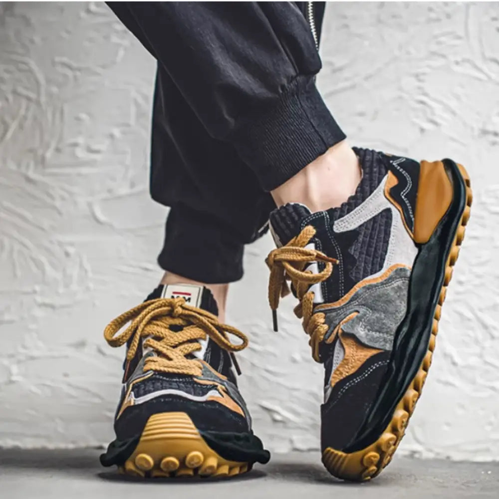 Men’s Sneakers 476