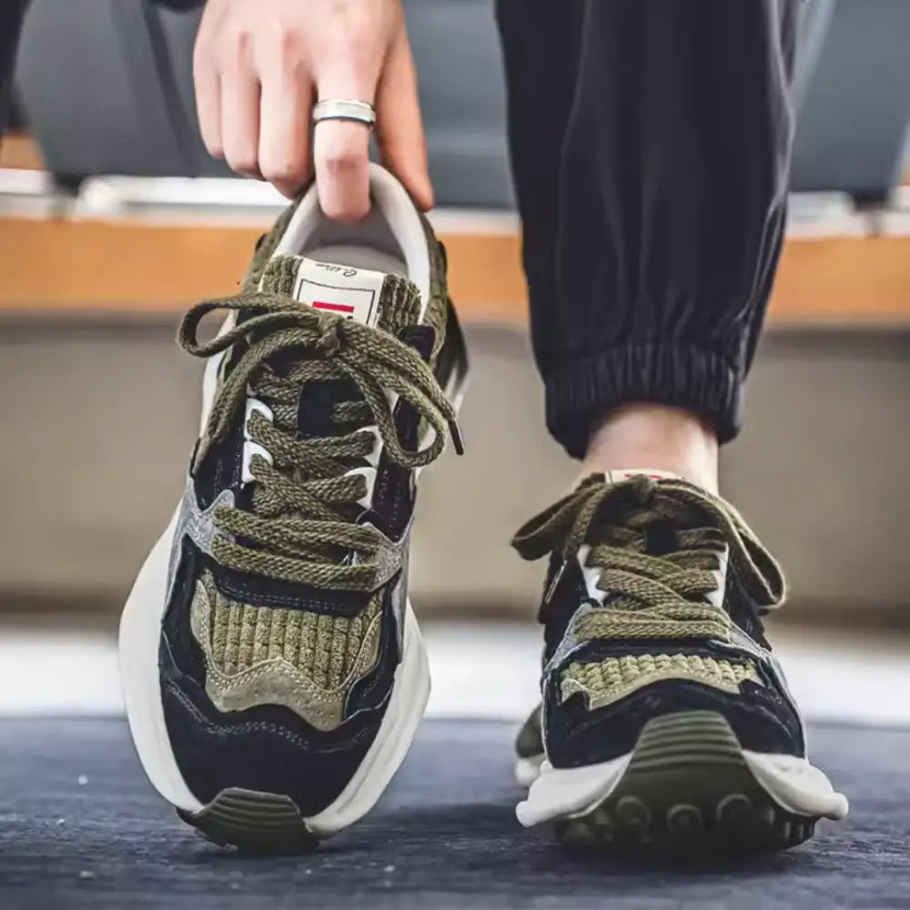 Men’s Sneakers 476