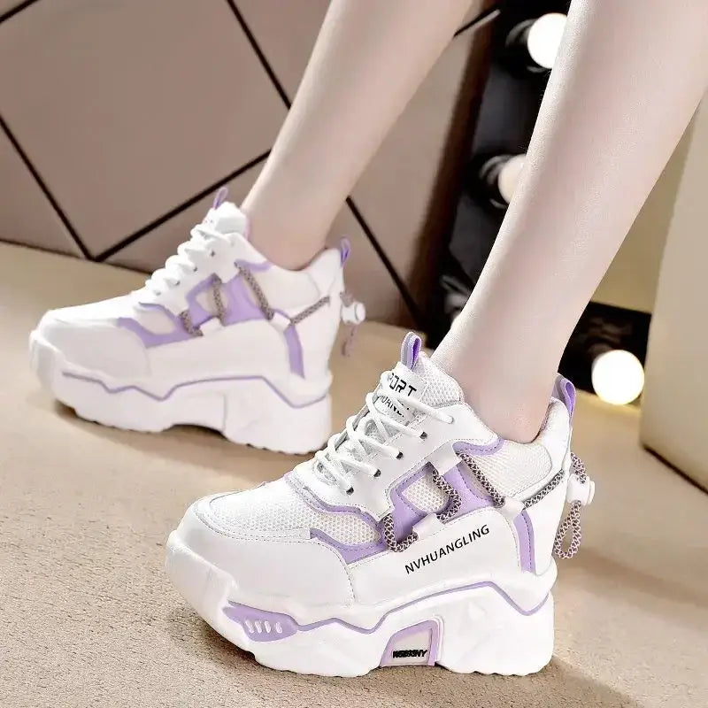 Women’s Sneakers 142