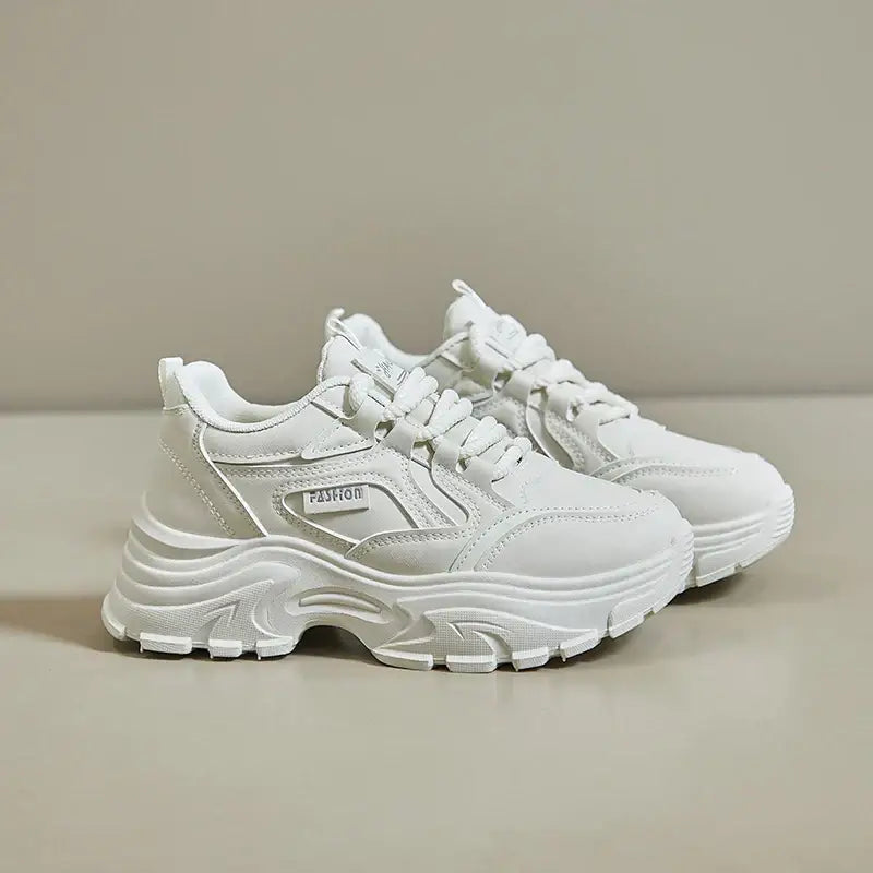 Women’s Sneakers 154