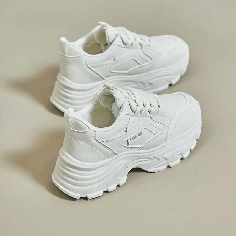Women’s Sneakers 154