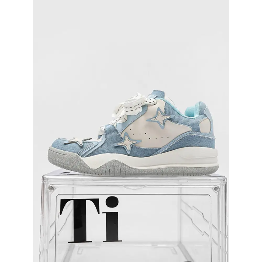 Women’s Sneakers 176