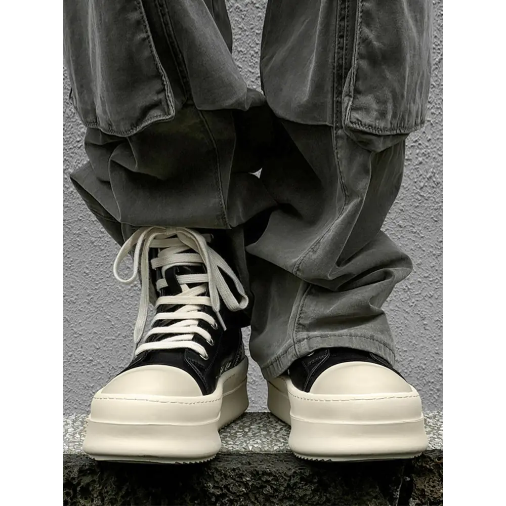 Women’s Sneakers 113