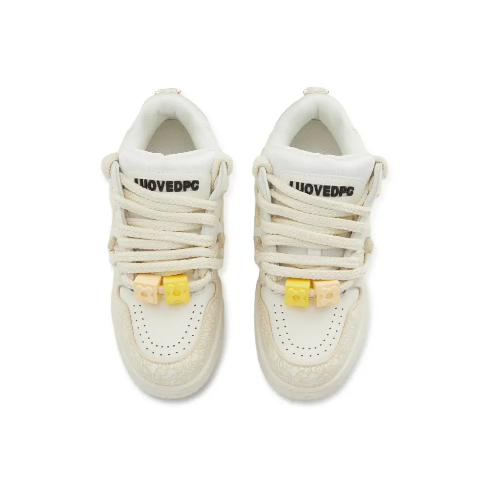 Women’s Sneakers 162