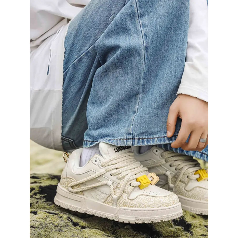 Women’s Sneakers 162