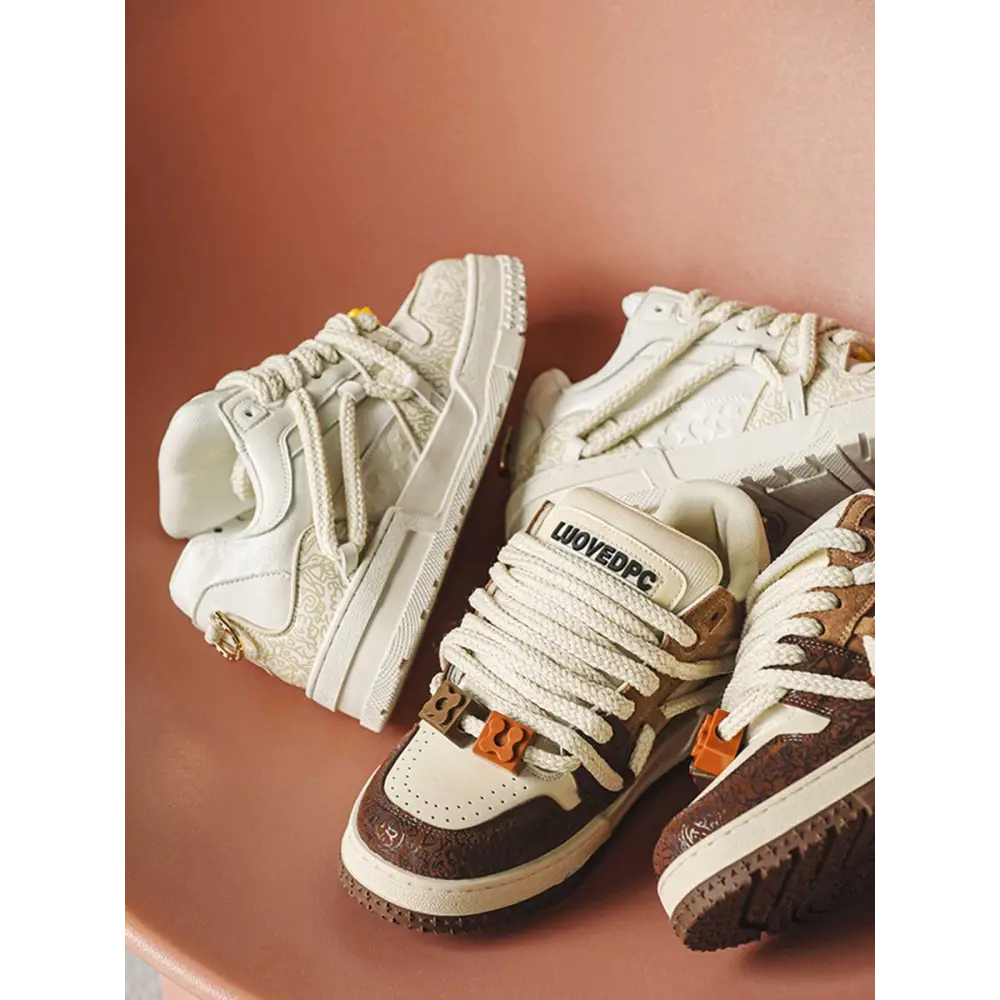 Women’s Sneakers 162