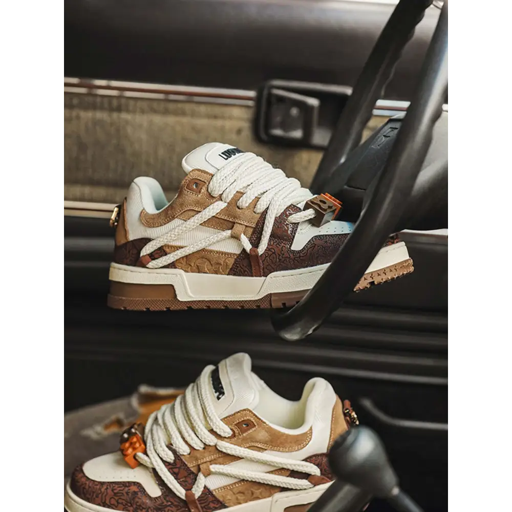 Women’s Sneakers 162