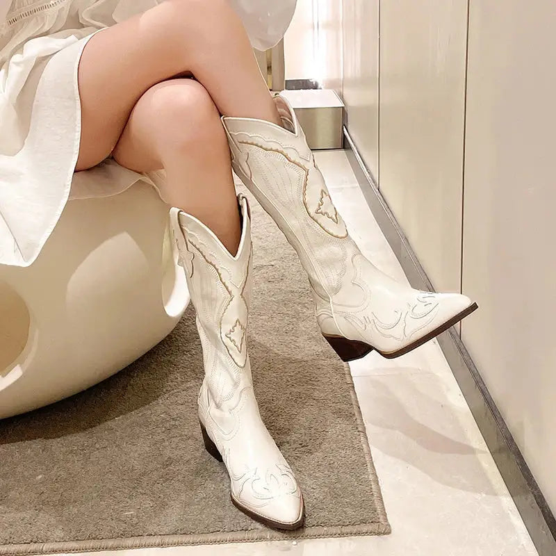 Women’s Boots 272