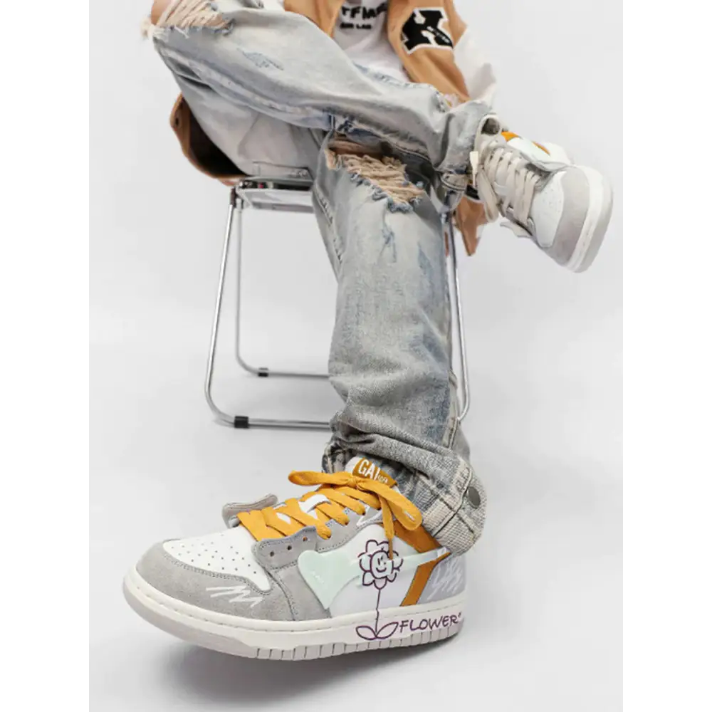 Women’s Sneakers 179