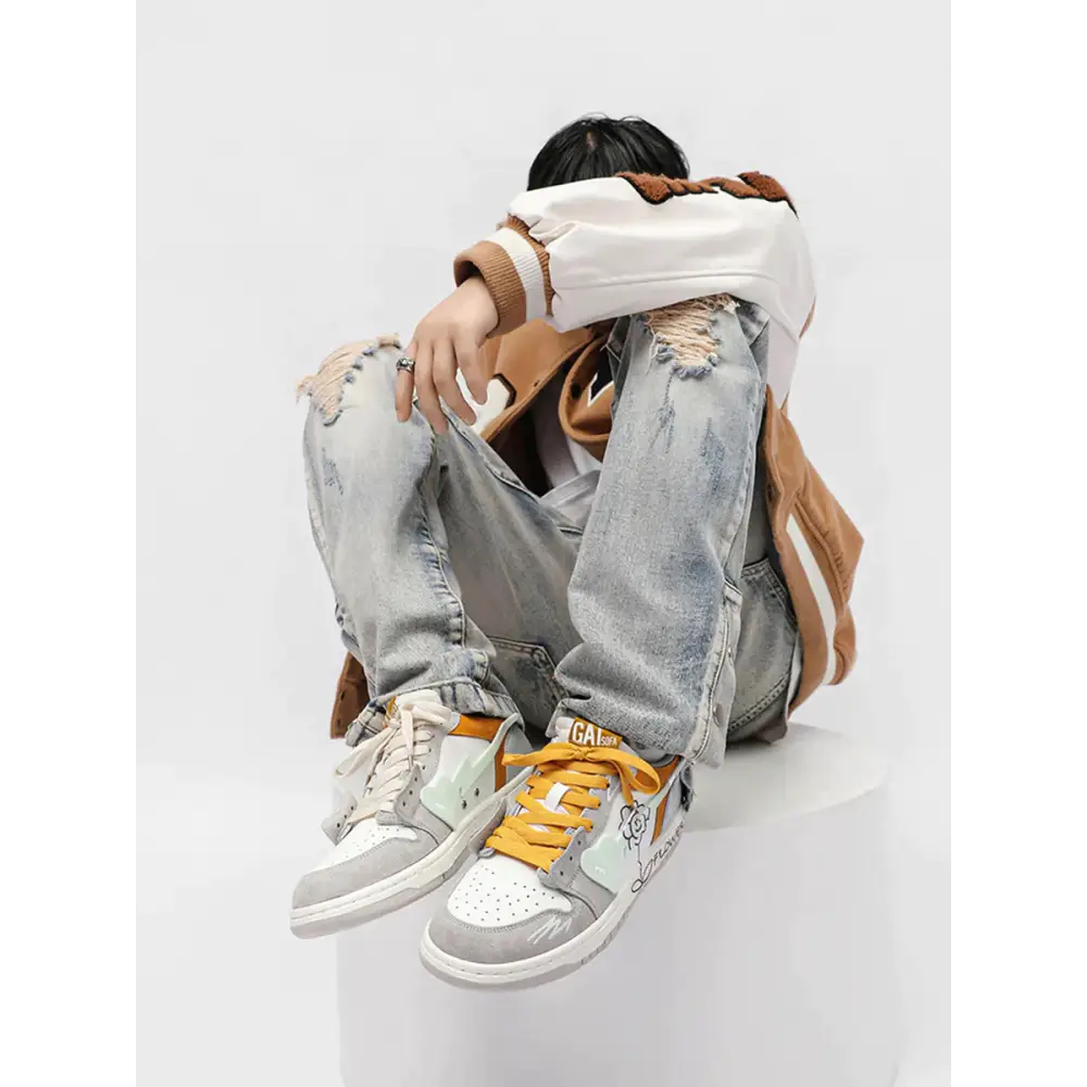 Women’s Sneakers 179