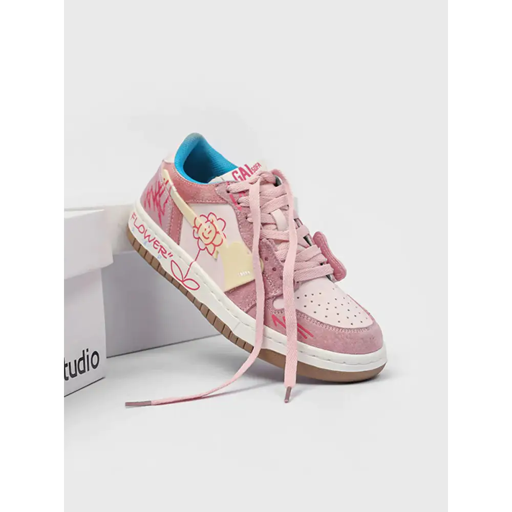 Women’s Sneakers 179