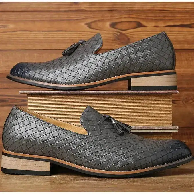 Men’s Shoes 205