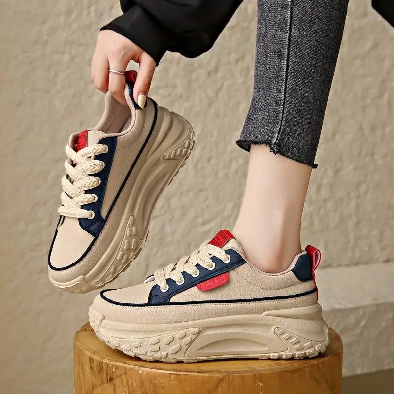 Women’s Sneakers 114