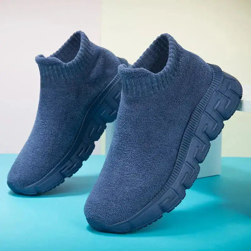 Men’s Sneakers 556