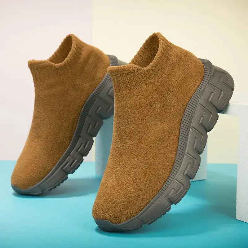 Men’s Sneakers 556