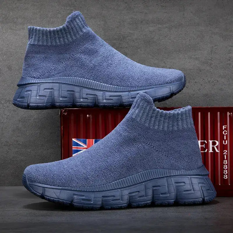 Men’s Sneakers 556