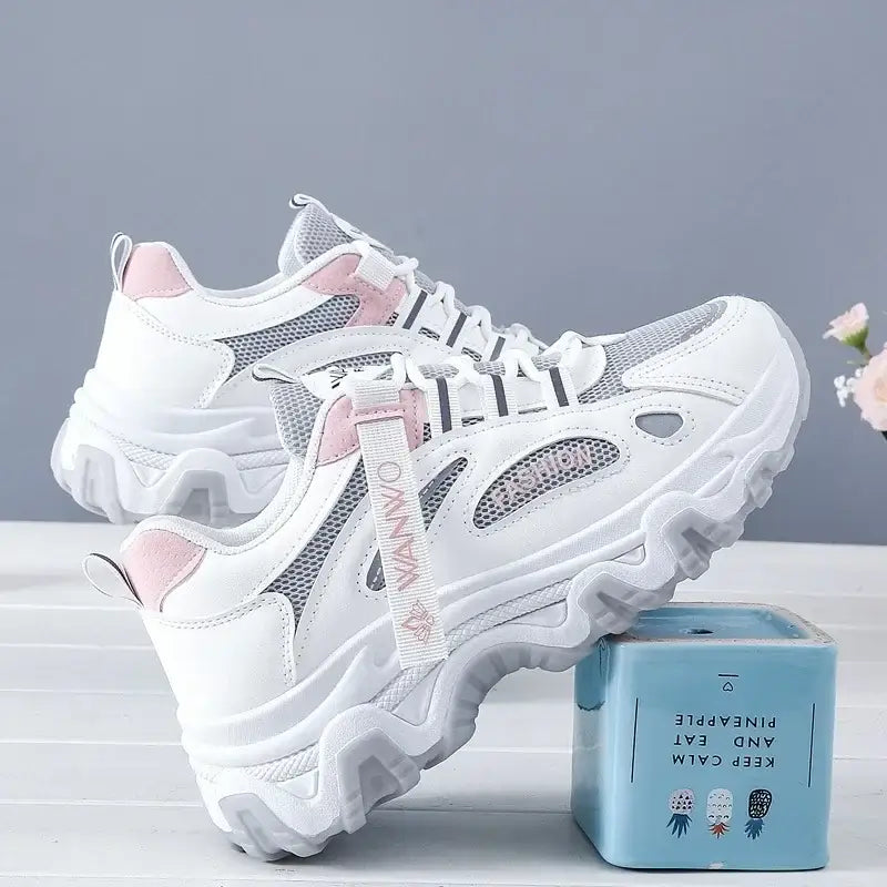 Women’s Sneakers 193