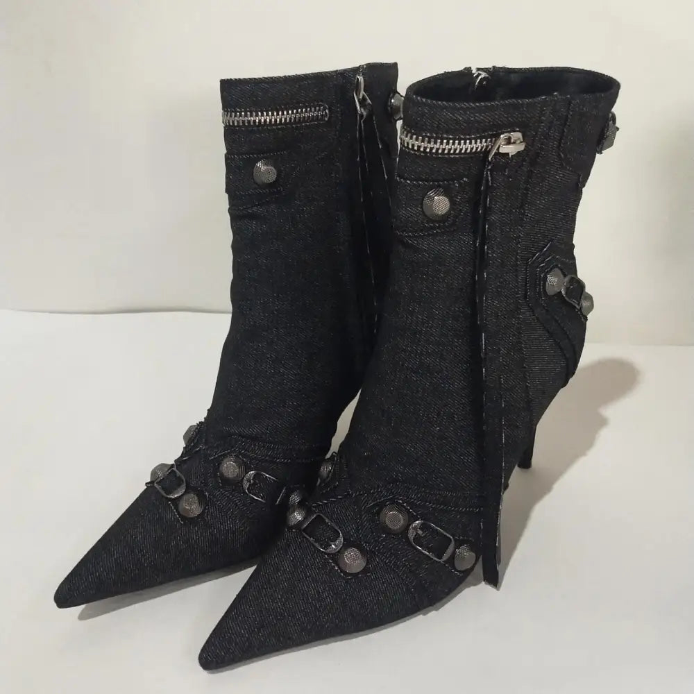 Women’s Boots 265