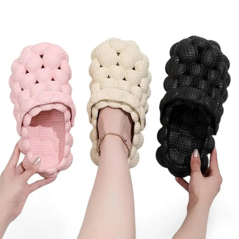 Women’s Slippers 208