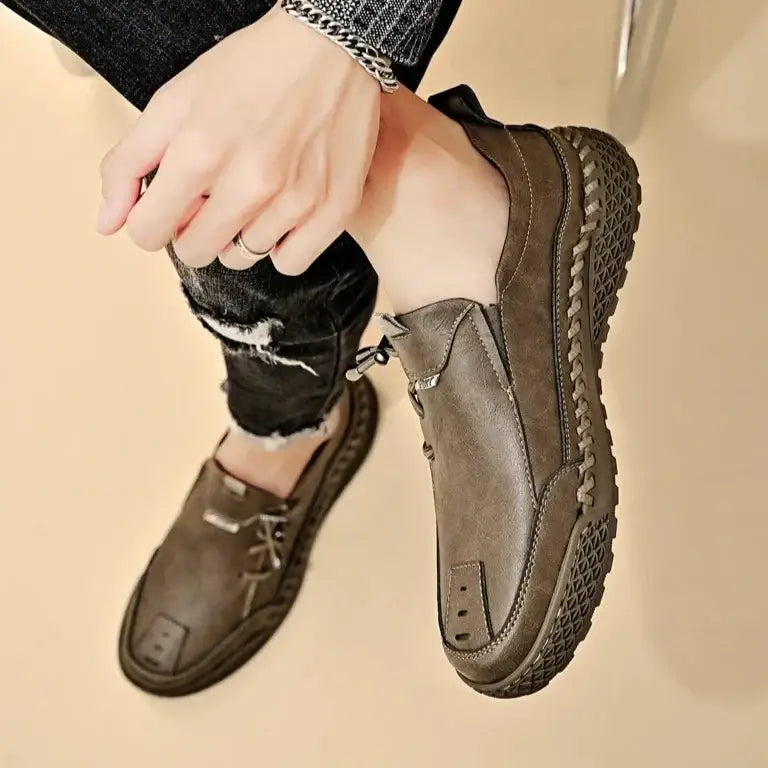 Men’s Sneakers 405