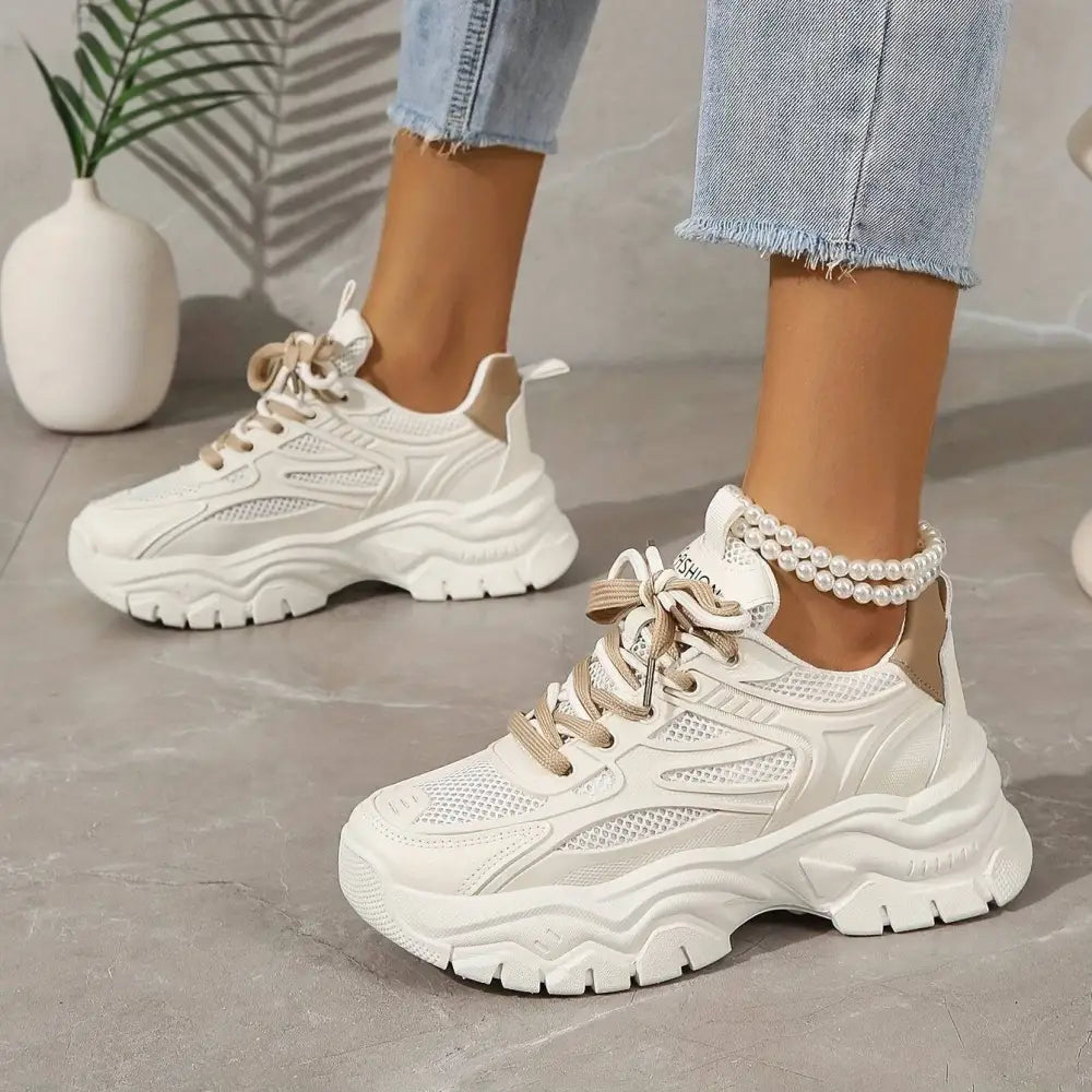 Women’s Sneakers 208