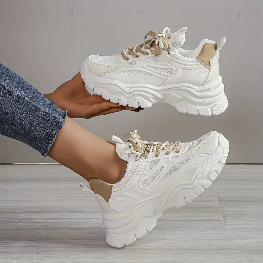 Women’s Sneakers 208