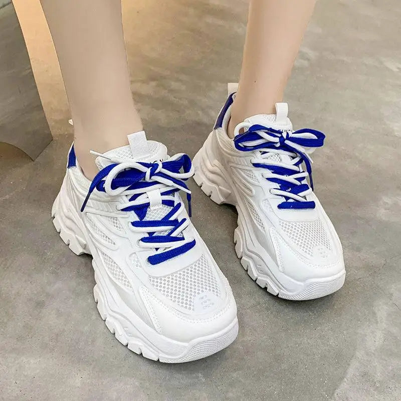 Women’s Sneakers 208