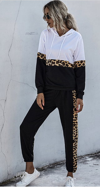 Kadın Leopar Desenli Kapüşonlu Sweatshirt Takımı